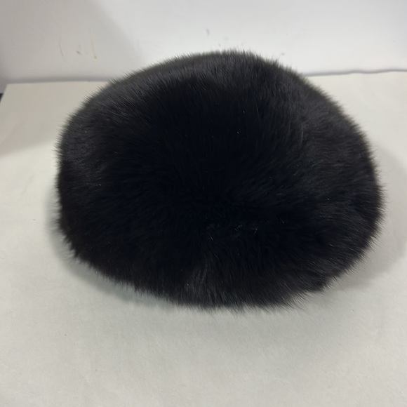 Hat - Picture 2 of 4